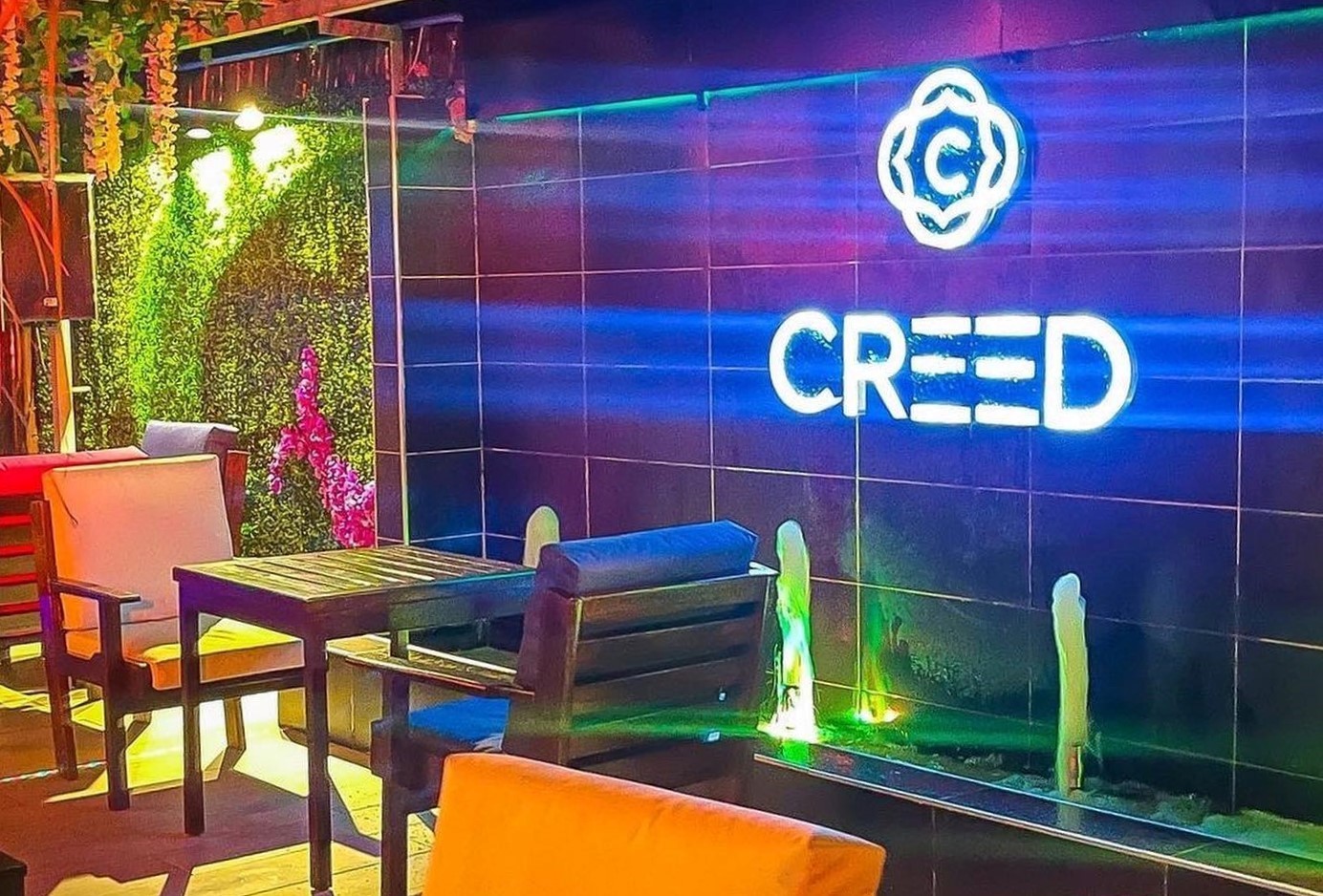 Creed Lounge