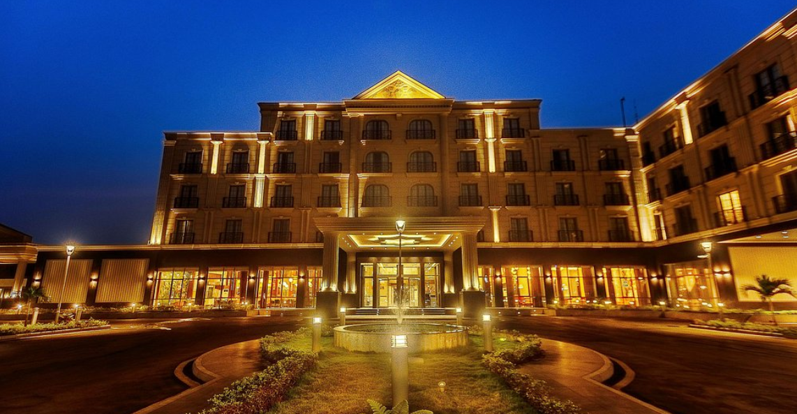 J's Signature Hotel