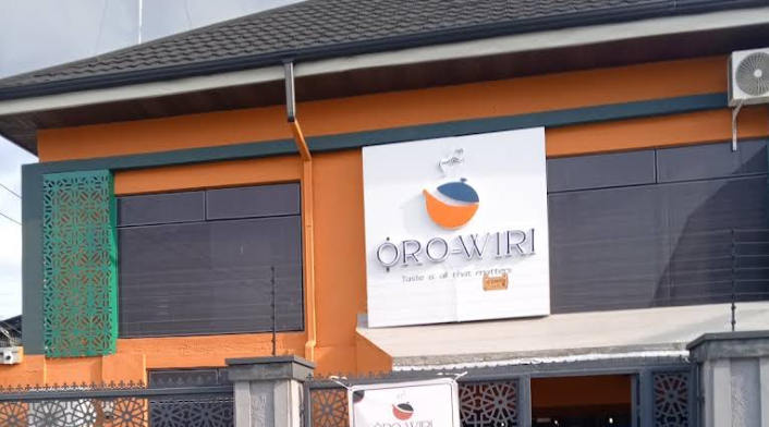 Oro-Wiri Restaurants